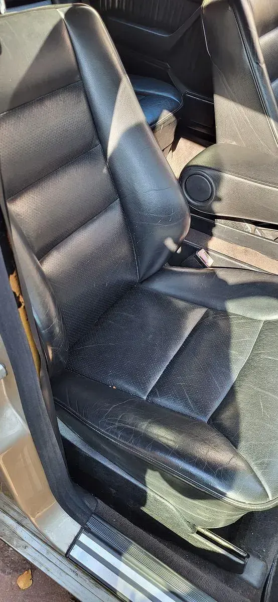 Gebraucht Mercedes 300 147 PS (108 kW) 1991 Silber Kombi