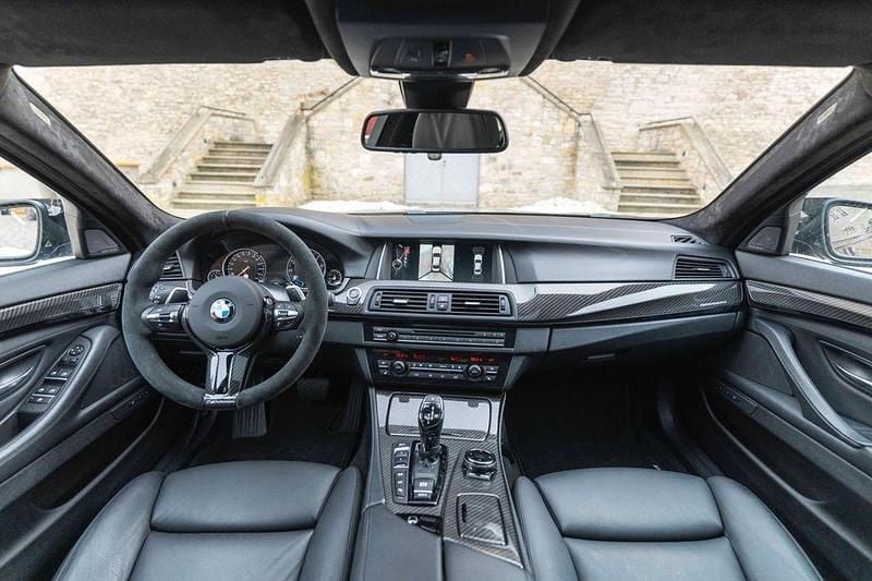 Gebraucht BMW 550 M Performance 449 PS (330 kW) 2013 Schwarz Limousine