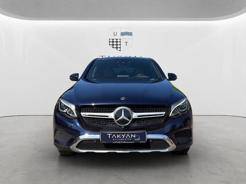 Gebraucht Mercedes GLC250 211 PS (155 kW) 2017 Blau Coupé