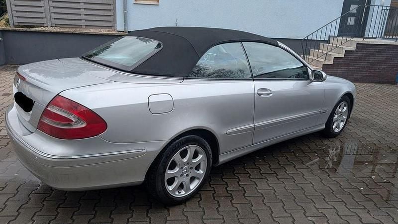 Gebraucht Mercedes CLK200 163 PS (119 kW) 2004 Silber Cabrio
