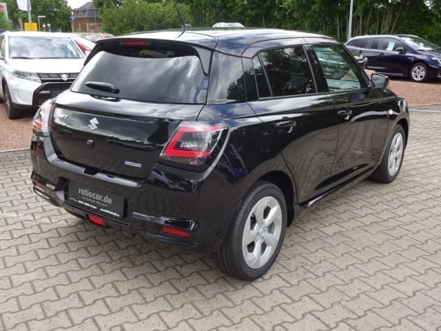 Neu Suzuki Swift Comfort 83 PS (61 kW) 2025 Schwarz Kleinwagen