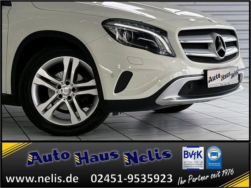 Gebraucht Mercedes GLA180 122 PS (89 kW) 2016 Weiß SUV