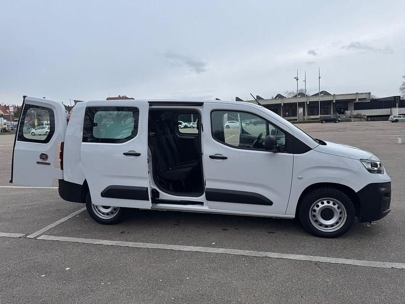 Gebraucht Fiat Doblò 129 PS (94 kW) 2023 Weiß Van / Kleinbus