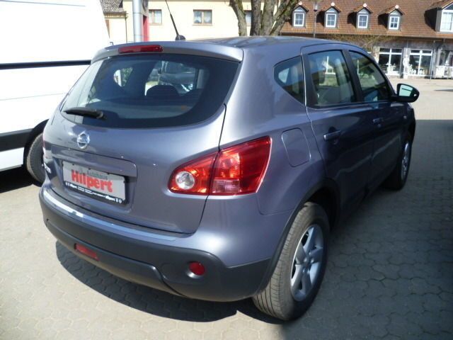 Gebraucht Nissan Qashqai Acenta 141 PS (103 kW) 2008 Grau metallic SUV