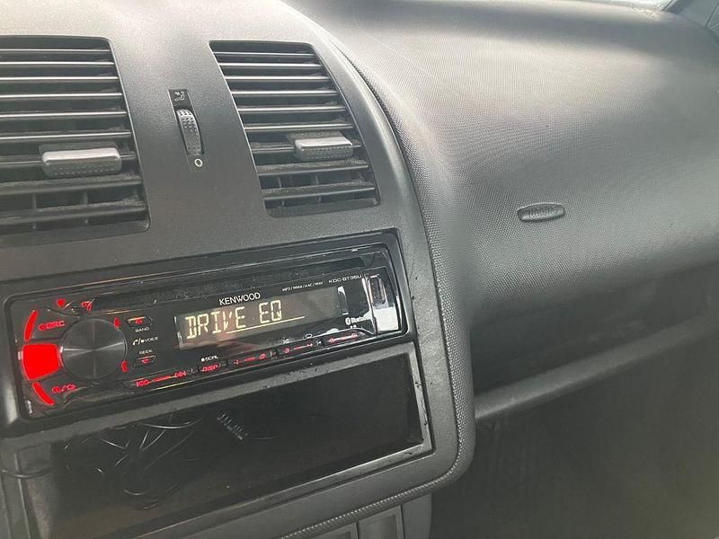 Gebraucht VW Lupo 50 PS (36 kW) 1998 Schwarz Kleinwagen