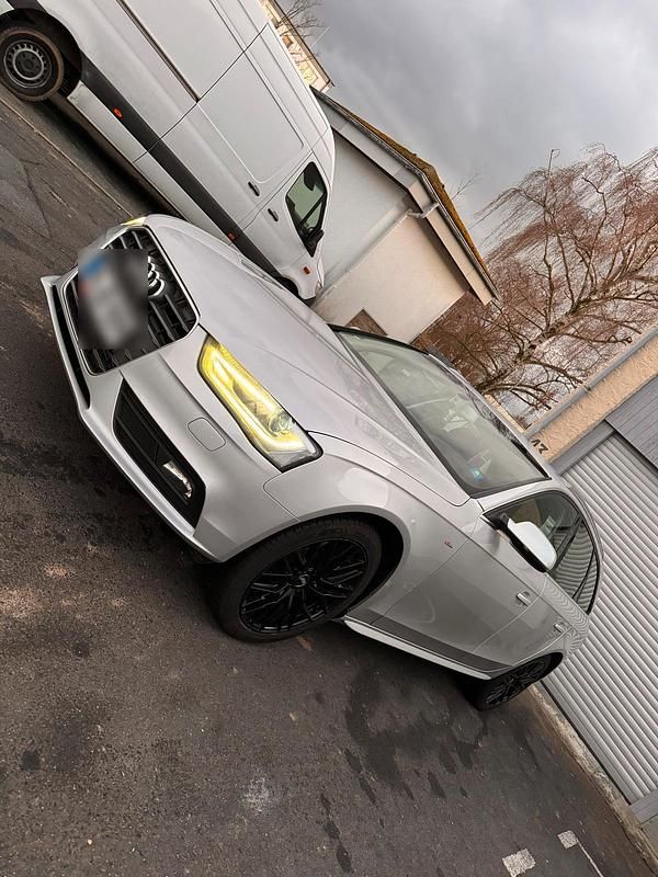 Gebraucht Audi A4 177 PS (130 kW) 2012 Grau Kombi