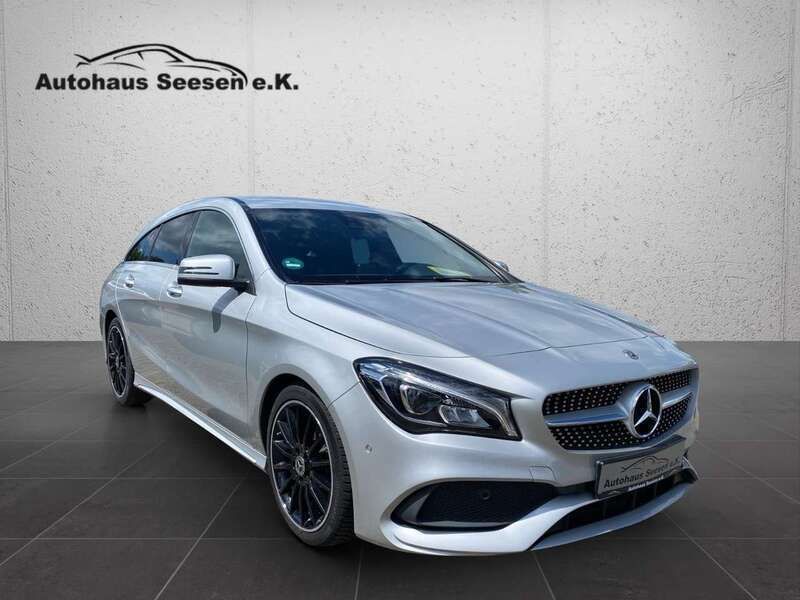 Polarsilber metalliclack Gebraucht 2017 Mercedes CLA180 AMG line Limousine | 19.390 € (Fairer Preis) - Bild 1/4