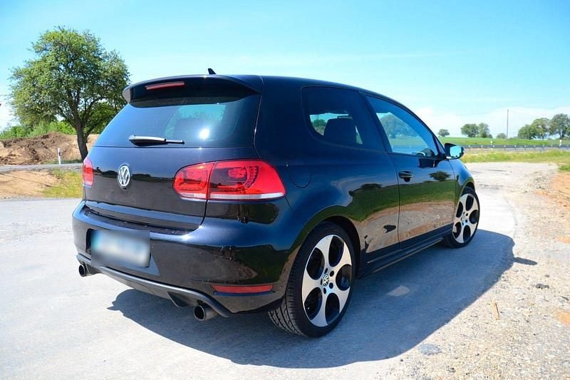 Gebraucht VW Golf VI GTI 211 PS (155 kW) 2011 Schwarz Kleinwagen