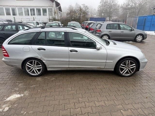 Gebraucht Mercedes C180 143 PS (105 kW) 2006 Silber Kombi