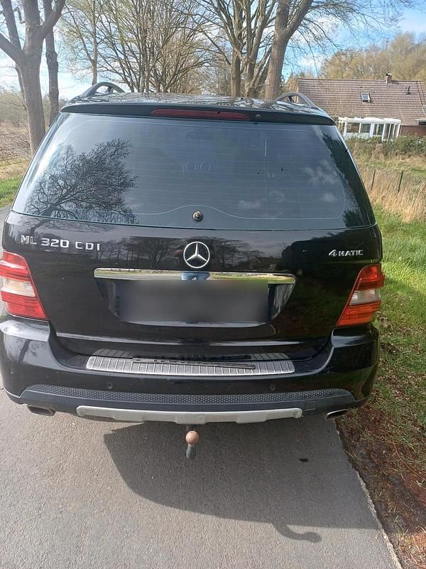 Occasion Mercedes ML320 224 ch (164 kW) 2007 Noir SUV