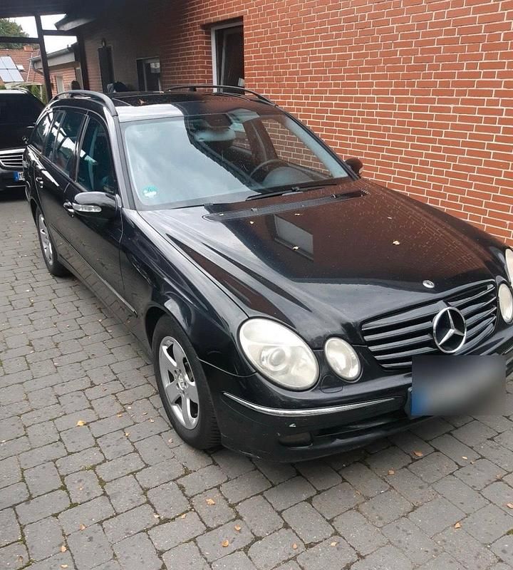 Schwarz Gebraucht 2006 Mercedes E280 Kombi | 2.800 € (Guter Preis) - Bild 1/4