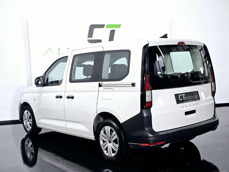 Gebraucht VW Caddy 102 PS (75 kW) 2021 Weiß Van / Kleinbus