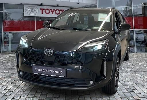 Schwarz Neu 2025 Toyota Yaris Cross SUV | 28.290 € (Fairer Preis) - Bild 1/4
