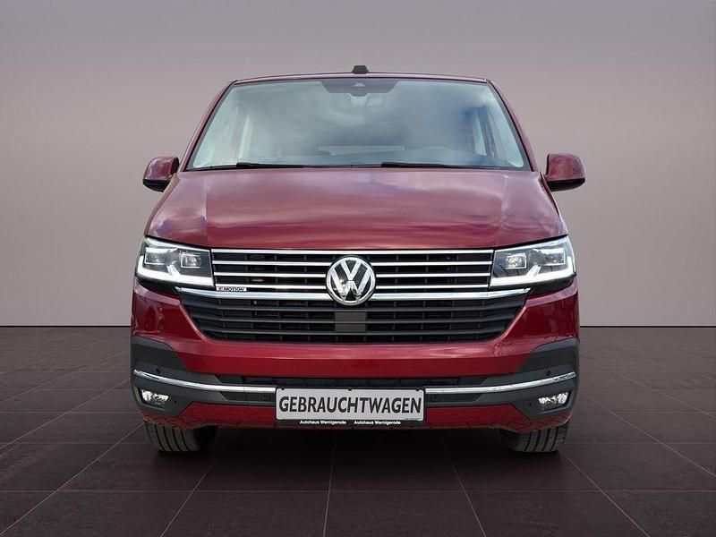 Gebraucht VW Multivan Highline 204 PS (150 kW) 2022 Rot Van