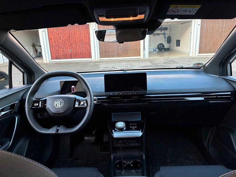 Gebraucht MG MG4 EV 125 kW (170 PS) 2024 Silber Kleinwagen