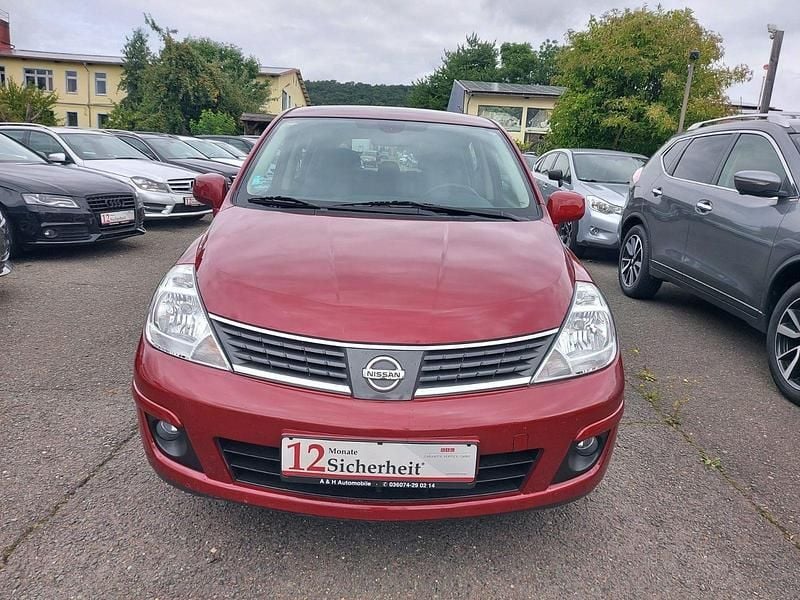 Rot Gebraucht 2008 Nissan Tiida Acenta Kleinwagen | 4.356 € (Fairer Preis) - Bild 1/4