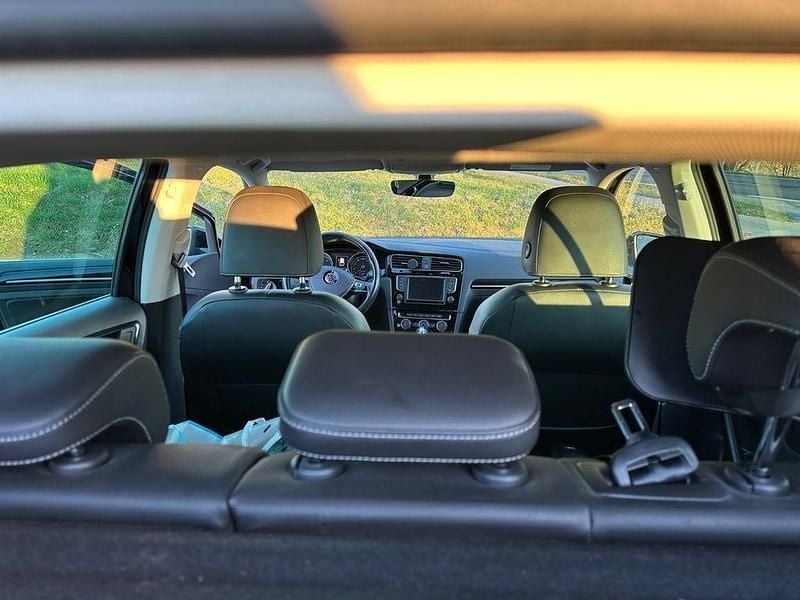 Gebraucht VW Golf VII Highline 150 PS (110 kW) 2016 Schwarz Limousine