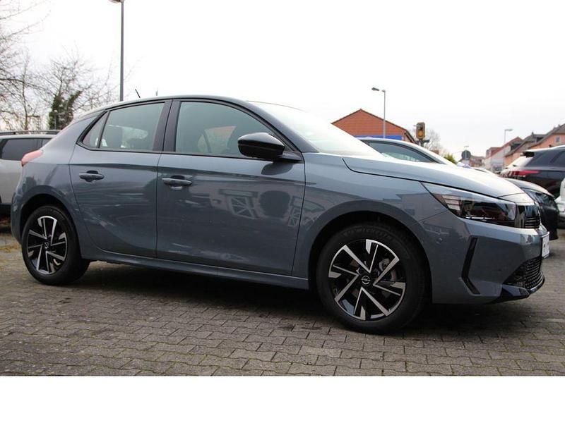 Neu Opel Corsa 101 PS (74 kW) 2025 Grau Limousine