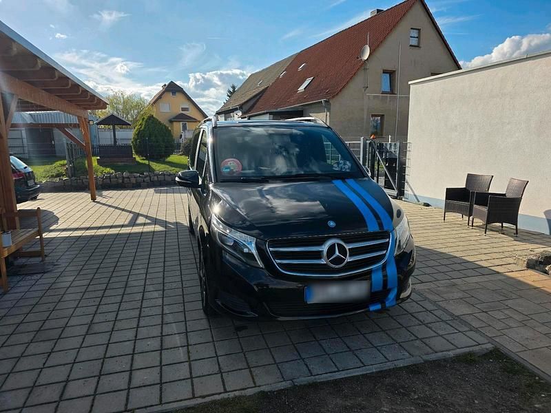 Gebraucht Mercedes V250 192 PS (141 kW) 2015 Schwarz Van / Kleinbus