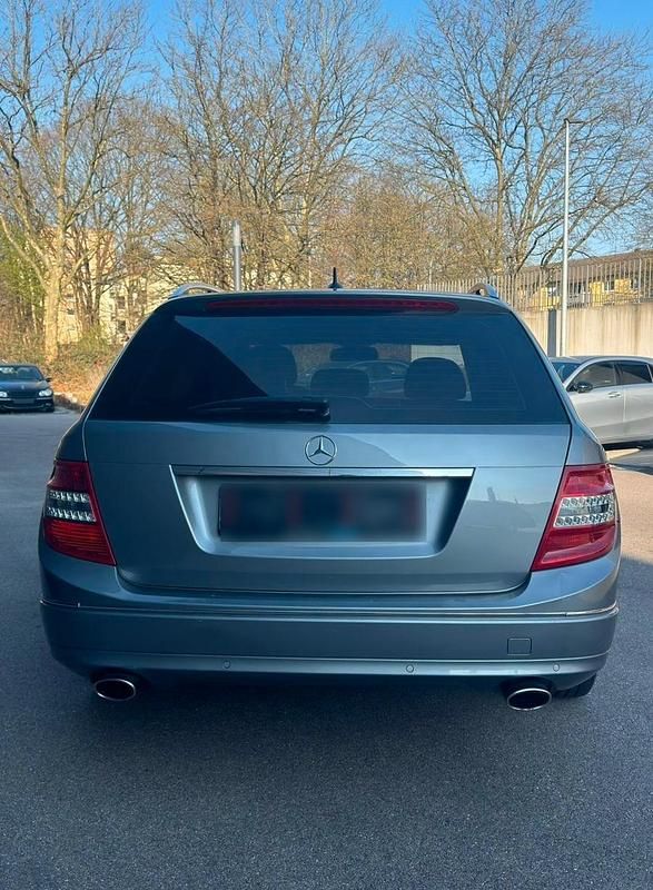 Gebraucht Mercedes C320 224 PS (164 kW) 2008 Grau Kombi