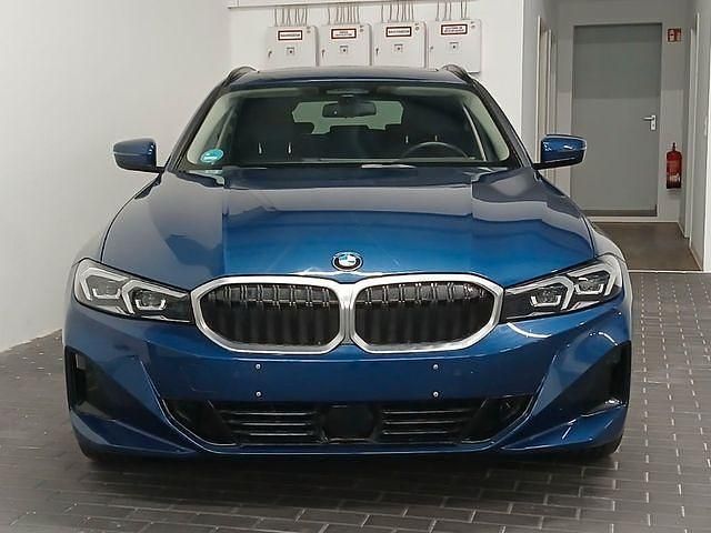 Gebraucht BMW 320 Shadowline 190 PS (139 kW) 2024 Blaukeine angabe Kombi