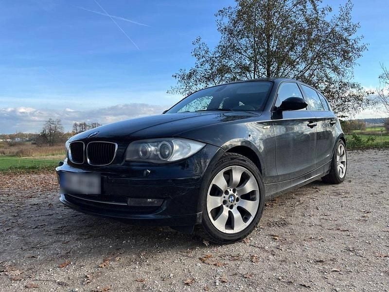 Gebraucht BMW 123 204 PS (150 kW) 2008 Schwarz Kleinwagen