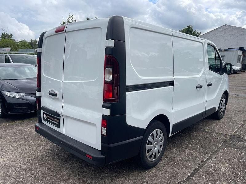 Gebraucht Renault Trafic Komfort 145 PS (106 kW) 2019 Weiß Van / Kleinbus