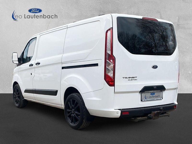 Gebraucht Ford Transit Custom Trend 170 PS (125 kW) 2019 Frostweiß Pickup