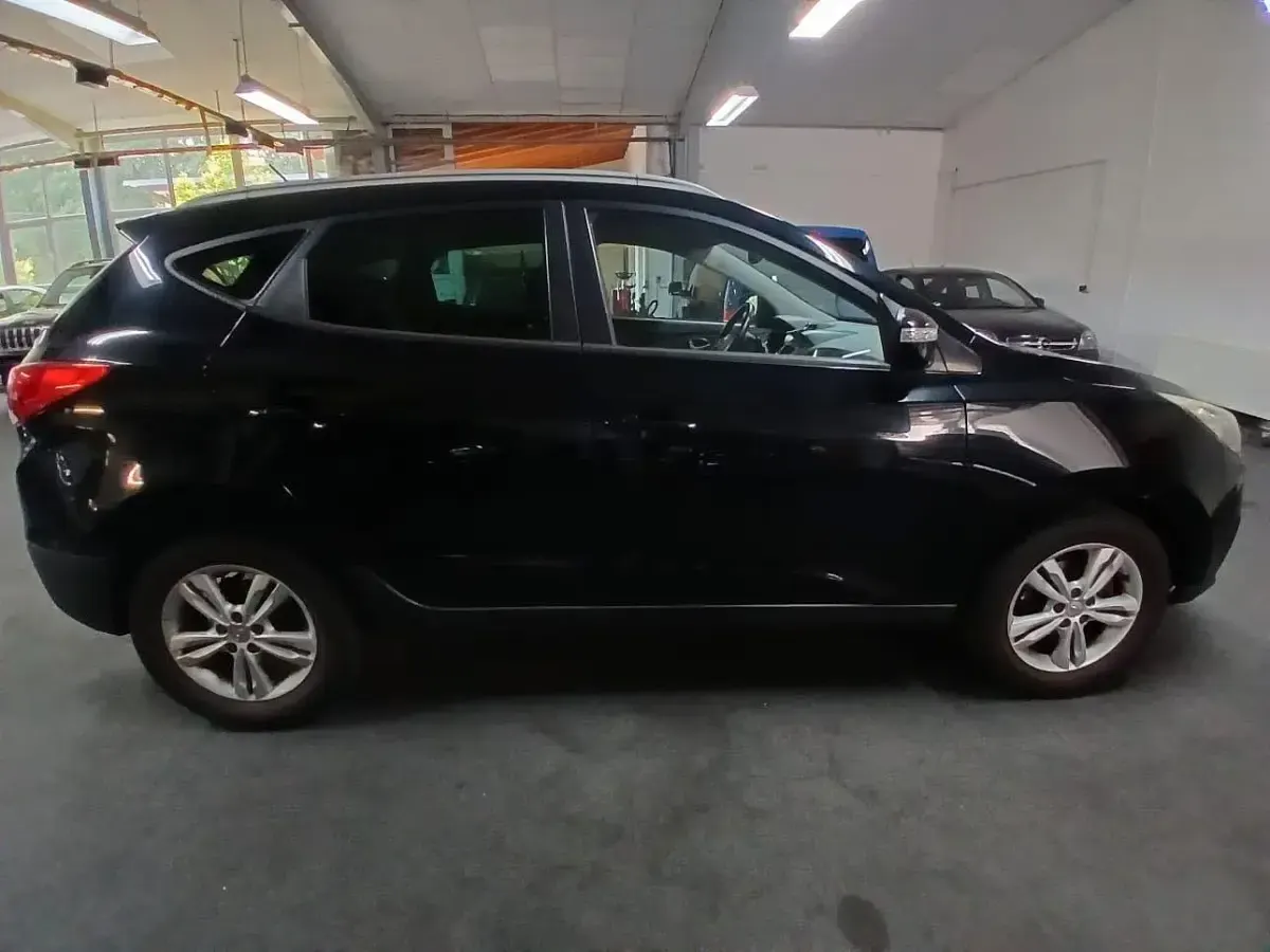 Gebraucht Hyundai ix35 Comfort 135 PS (99 kW) 2012 Schwarz SUV