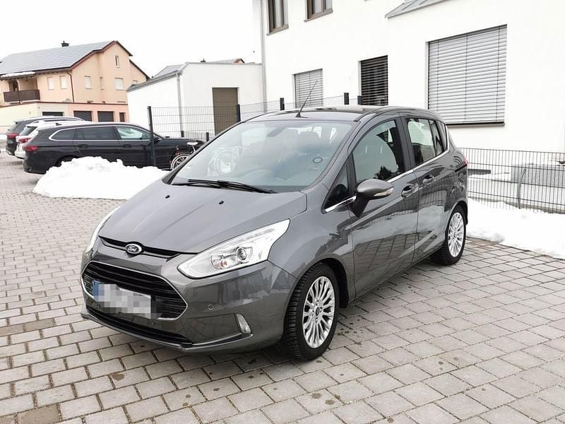 Grau Gebraucht 2016 Ford B-MAX Titanium Van / Kleinbus | 9.900 € (Guter Preis) - Bild 1/4