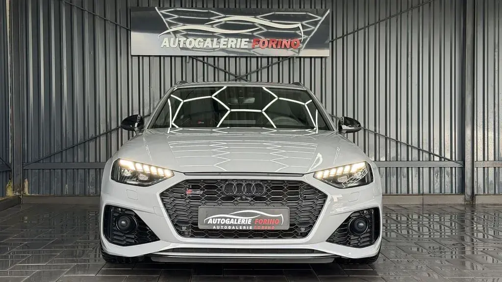 Gebraucht Audi RS4 Competition 450 PS (330 kW) 2024 Grau Kombi