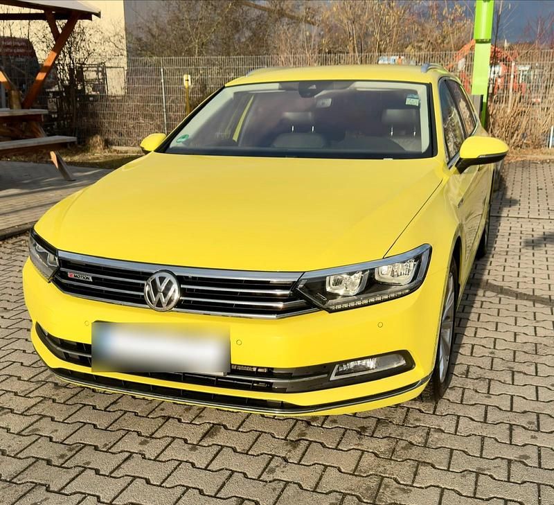 Gebraucht VW Passat Highline 150 PS (110 kW) 2016 Kombi