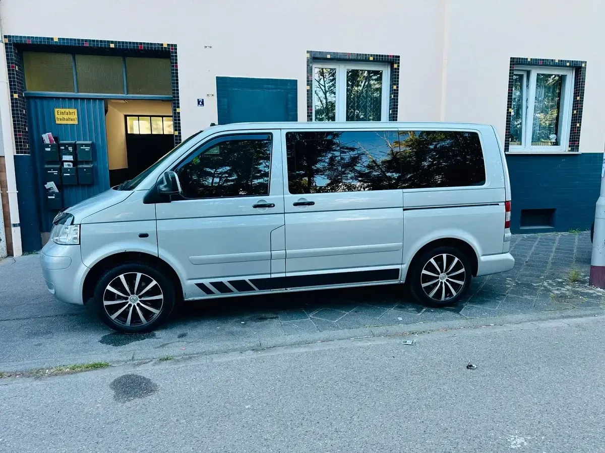 Gebraucht VW Multivan 174 PS (127 kW) 2003 Grau Van / Kleinbus