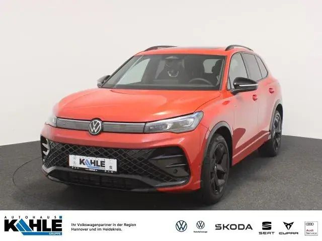 Rot Gebraucht 2024 VW Tiguan R-line SUV | 38.990 € (Fairer Preis) - Bild 1/4
