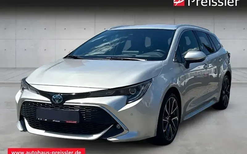 Gebraucht Toyota Corolla Lounge 180 PS (132 kW) 2020 Silber Kombi