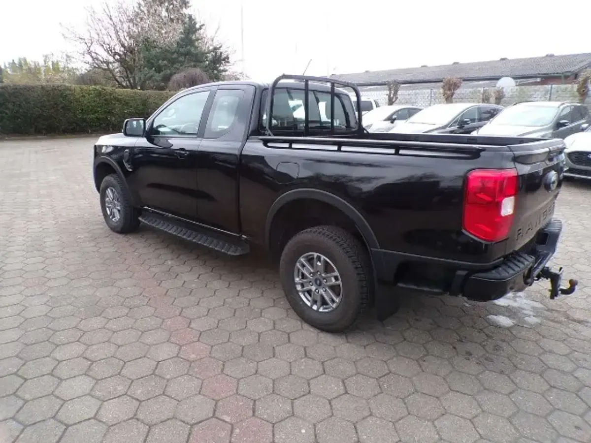 Gebraucht Ford Ranger XLT 170 PS (125 kW) 2024 Schwarz Pickup