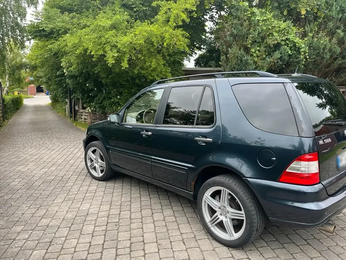 Gebraucht Mercedes ML500 293 PS (215 kW) 2003 Schwarz SUV