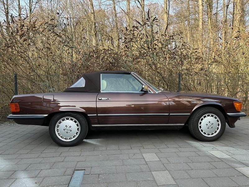Gebraucht Mercedes SL280 185 PS (136 kW) 1981 Braun Cabrio