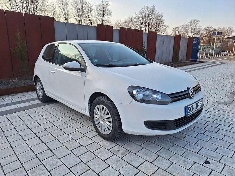 Gebraucht VW Golf VI 80 PS (58 kW) 2009 Weiß Kleinwagen
