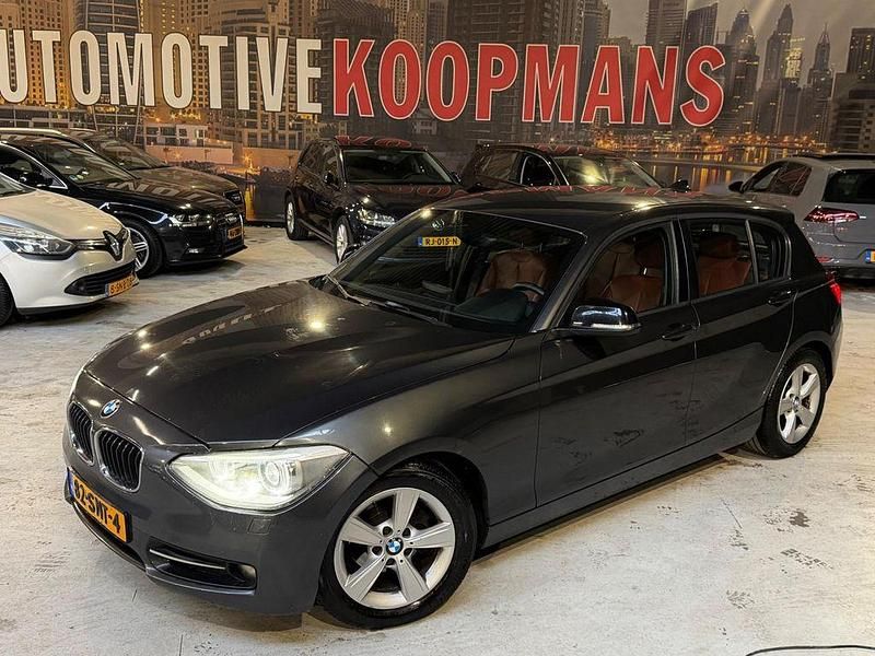 Gebraucht BMW 116 Sport Line 116 PS (85 kW) 2011 Grau Kleinwagen