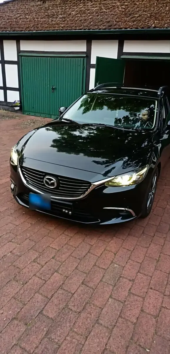 Gebraucht Mazda 6 150 PS (110 kW) 2017 Schwarz Kombi