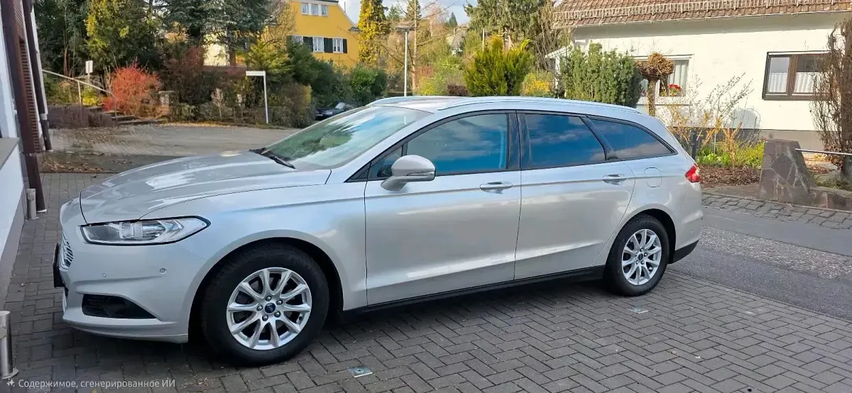 Gebraucht Ford Mondeo 120 PS (88 kW) 2015 Silber Kombi