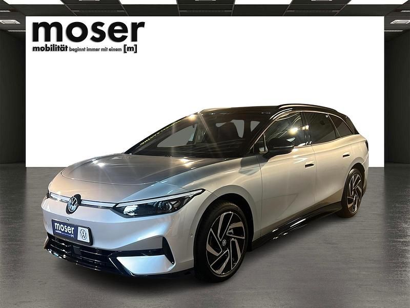 Neu VW ID.7 Pro 210 kW (286 PS) 2025 Scale silver metallic / schwar Kombi