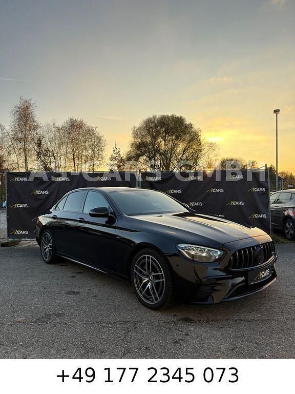 Schwarz Gebraucht 2022 Mercedes E53 AMG AMG Limousine | 57.900 € (Fairer Preis) - Bild 1/4