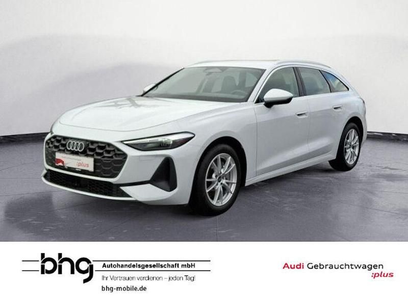 Gebraucht Audi A5 Ambiente 150 PS (110 kW) 2025 Gletscherweiß metallic Kombi
