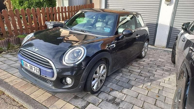Gebraucht Mini Cooper Coupé 132 PS (97 kW) 2016 Schwarz Coupé