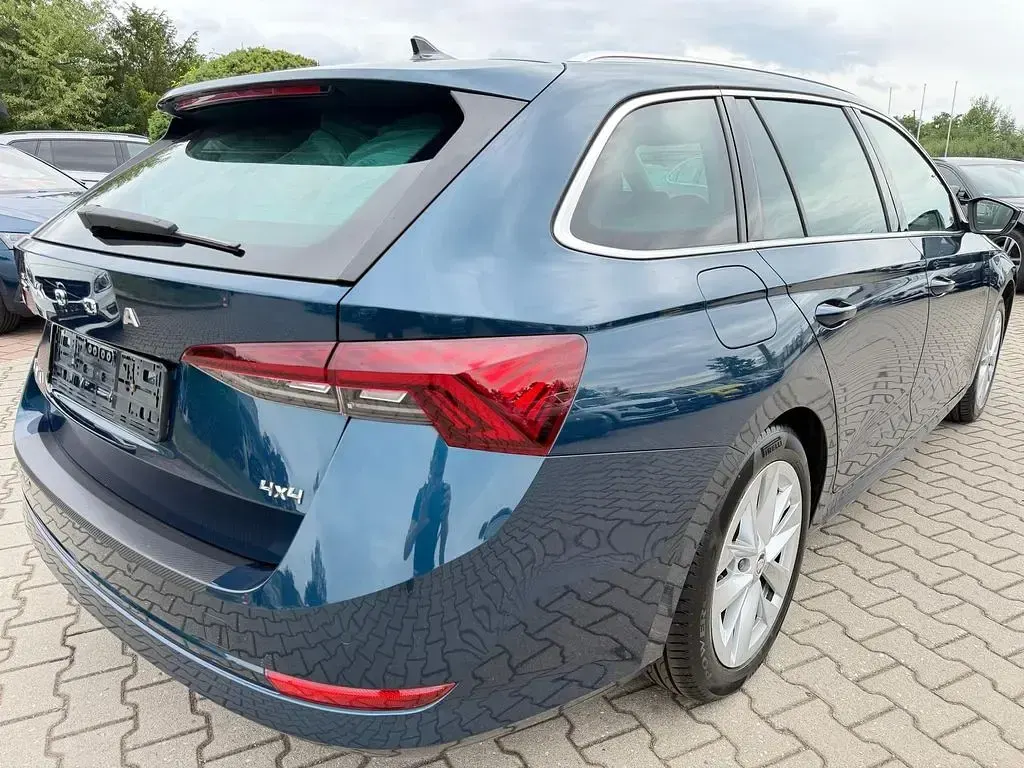 Gebraucht Skoda Octavia Style 150 PS (110 kW) 2023 Blau Limousine