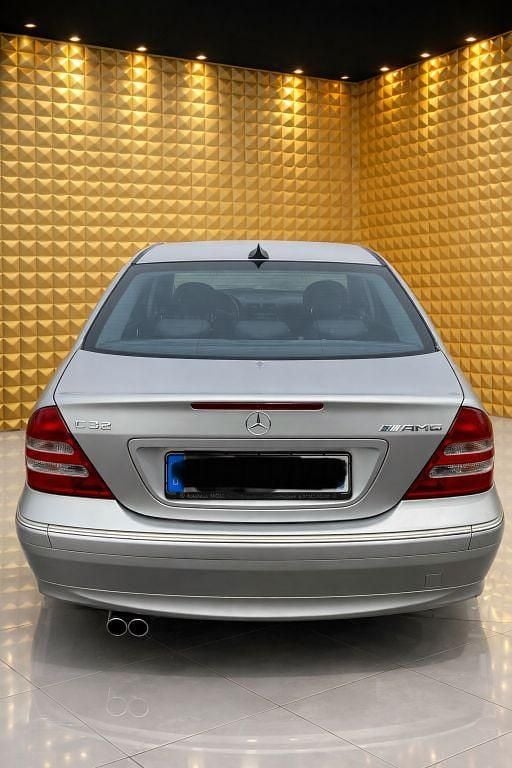 Gebraucht Mercedes C180 122 PS (89 kW) 2000 Silber Limousine