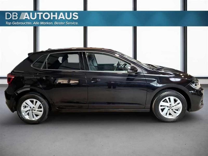 Second-hand VW Polo Style 110 CP (80 kW) 2024 Negru Hatchback