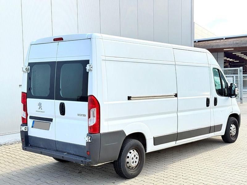 Gebraucht Peugeot Boxer Avantage 131 PS (96 kW) 2014 Weiß Van